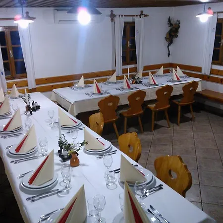 Tourist Farm Pri Martinovih *