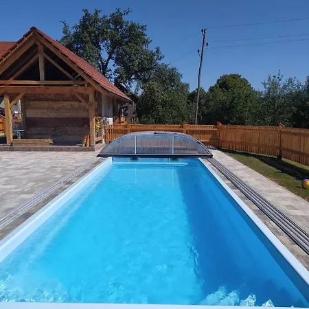 Tourist Farm Pri Martinovih ファームステイ *