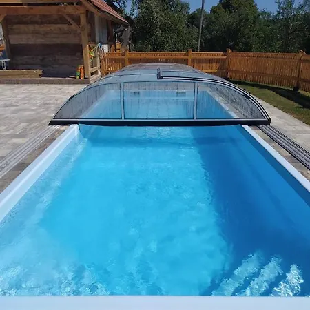 Tourist Farm Pri Martinovih Farmház