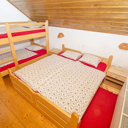 Tourist Farm Pri Martinovih Smještaj na farmi *