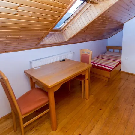 Gospodarstwo agroturystyczne Tourist Farm Pri Martinovih *