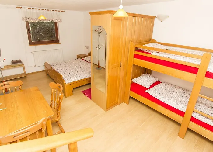 Tourist Farm Pri Martinovih Alojamento de Turismo Rural