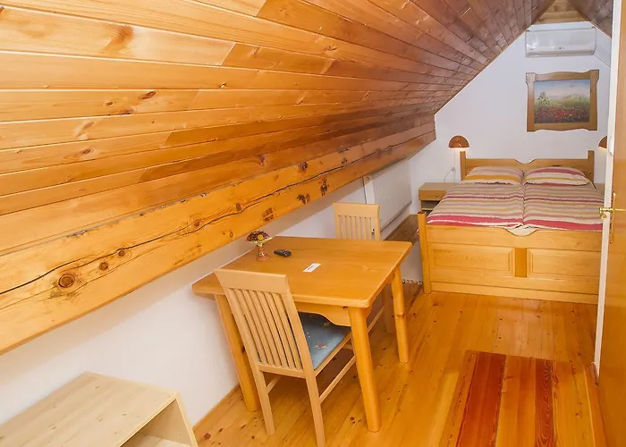 Alojamento de Turismo Rural Tourist Farm Pri Martinovih