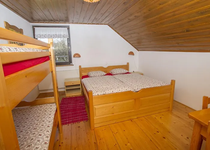 Tourist Farm Pri Martinovih ファームステイ *