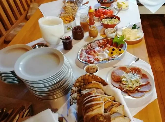 Alojamento de Turismo Rural Tourist Farm Pri Martinovih *