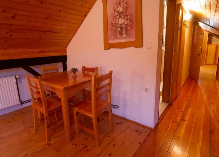 Tourist Farm Pri Martinovih Alojamento de Turismo Rural *